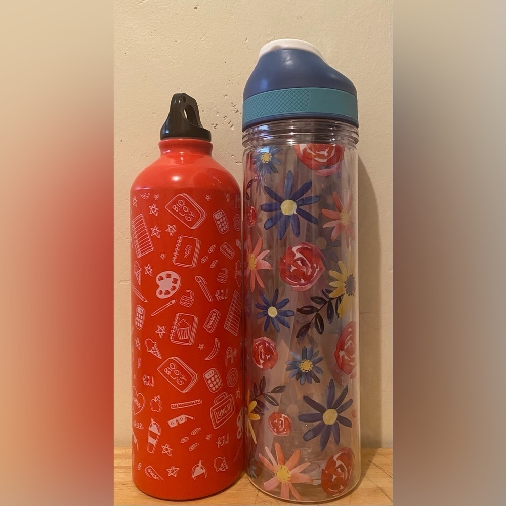 2 Waterbottles